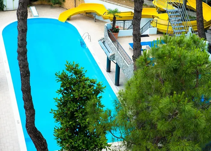 Fabrizio Hotell Rimini